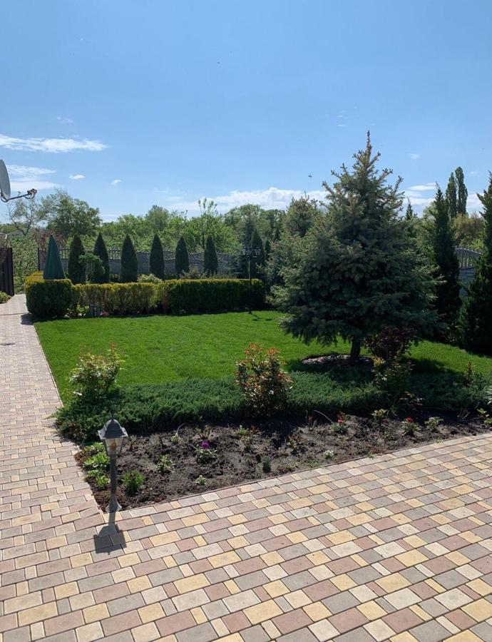 Приватний Будинок З Сауною Та Більярдом Khascheve Exterior photo